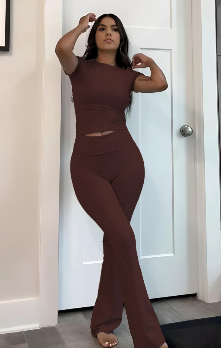 Women's 2 Piece Lounge Outfits Slim Short Sleeve Tops Low Rise Flare Leggings Sets Yoga Sweatsuit